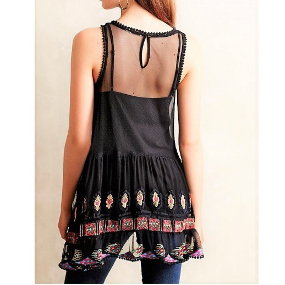 HD in PARIS Aaina embroidered mesh sleeveless black tunic top - Picture 2 of 11